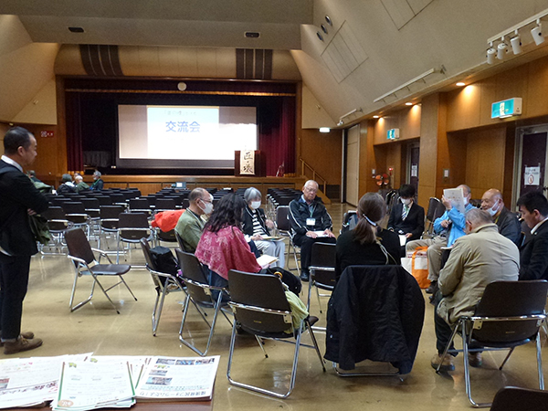 「交流会」のようす